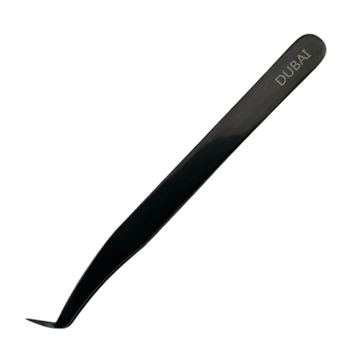 Extra fine nano fiber hegyű, 75°-os volume csipesz, amely maximális pontosságot biztosít fanolás során. Fejhossza és precízen záródó hegye ideálissá teszi klasszikus volume és finom promade pillák készítéséhez.